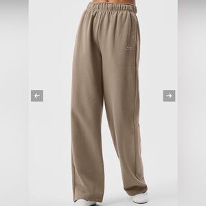 EUC Accolade Straight Leg Sweatpant